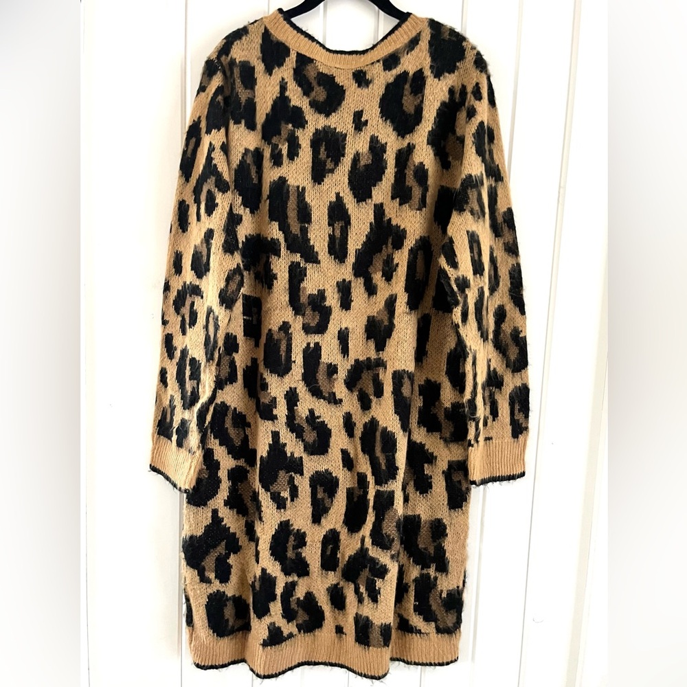 Umgee Black/Tan Animal Print Knit Sweater Dress, Sz XL (P2P 24”) - Picture 2 of 5